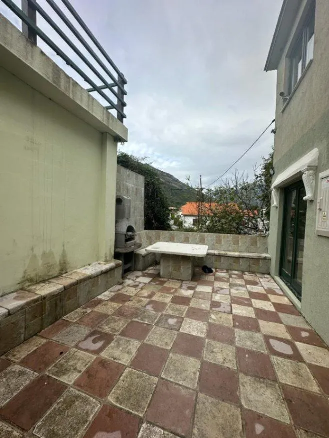 Sale, house, 187m², Kamenari, Herceg Novi