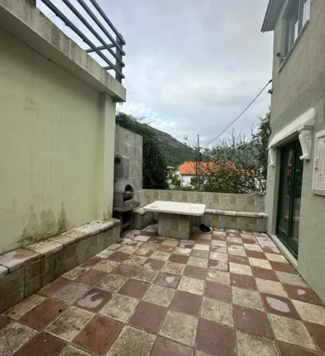 Sale, house, 187m², Kamenari, Herceg Novi