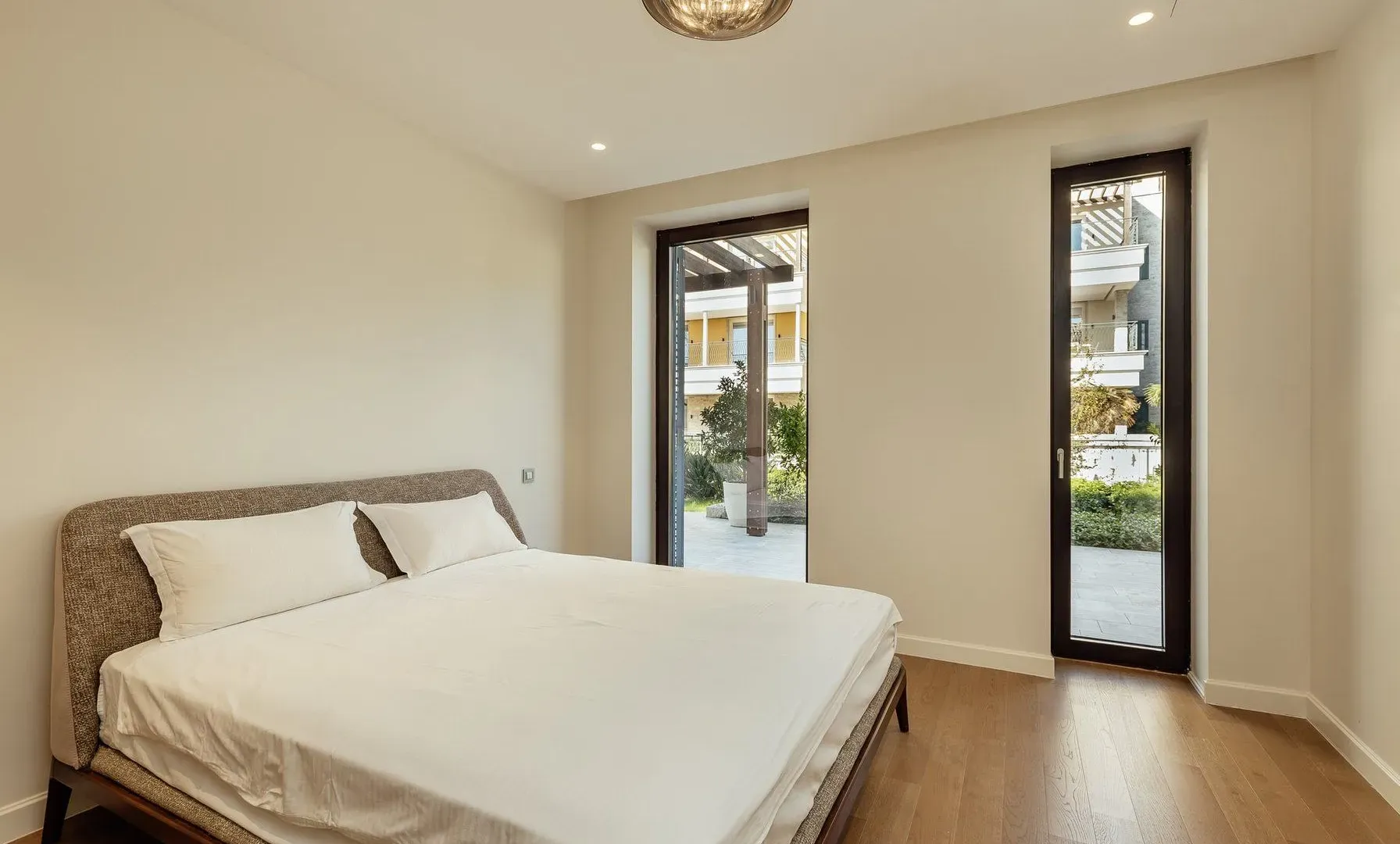 Prodaja, dvosoban stan, 275m², Portonovi, Herceg Novi
