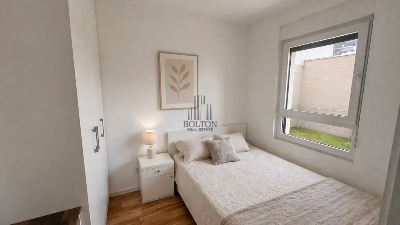 Izdavanje, dvosoban stan, 34m², Zvezdara, Zvezdara Sve Podlokacije