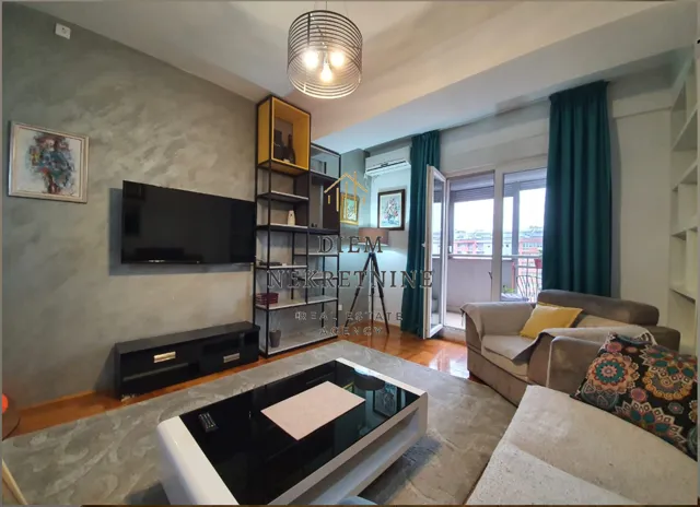 Rent, two bedroom apartment, 70m², City Kvart, Podgorica