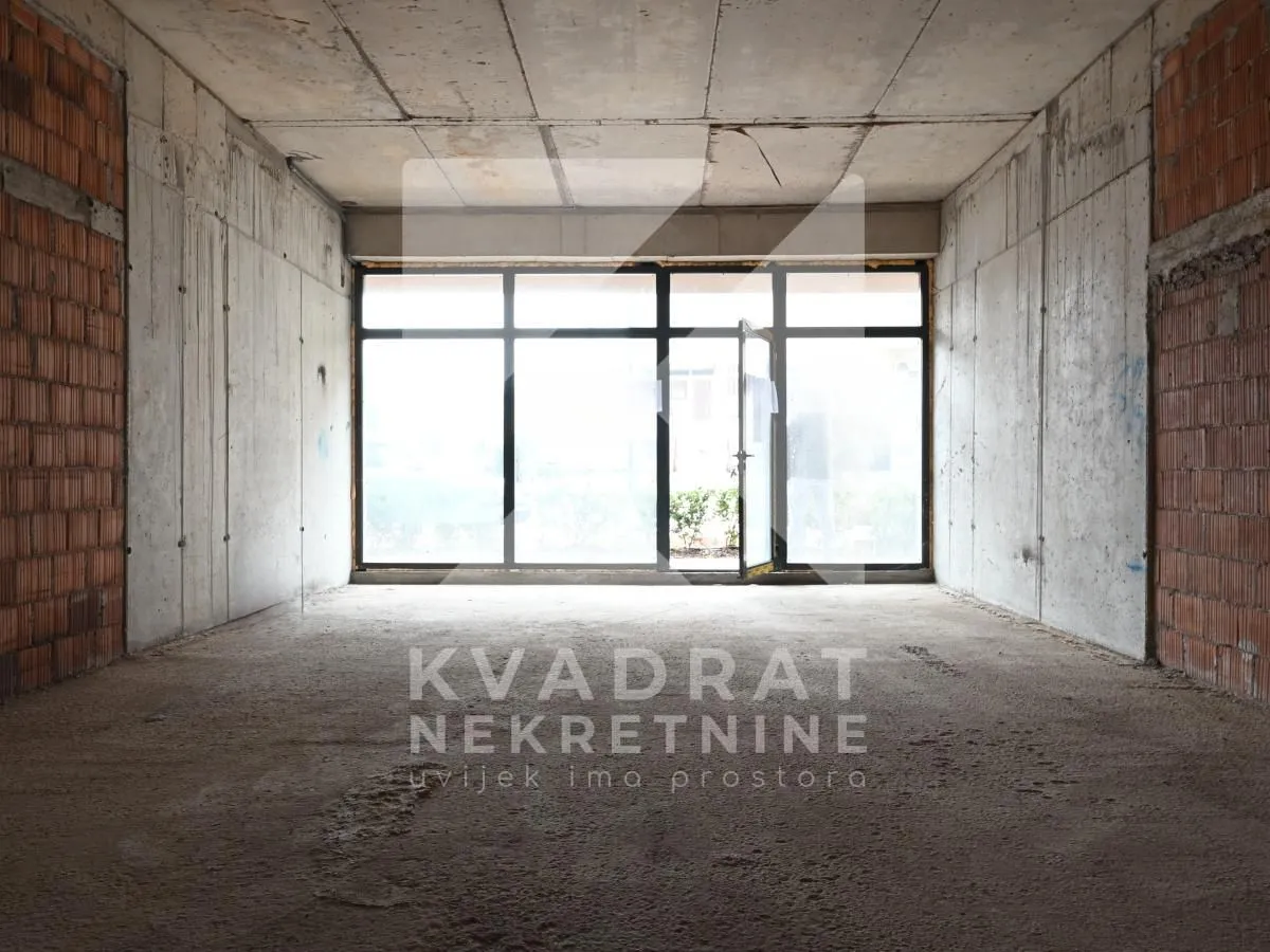 Rent, office space, 100m², Stari Aerodrom, Podgorica