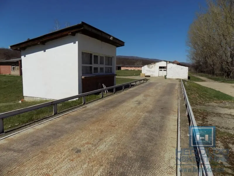 Sale, office space, 16723m², Sumrakovac, Boljevac
