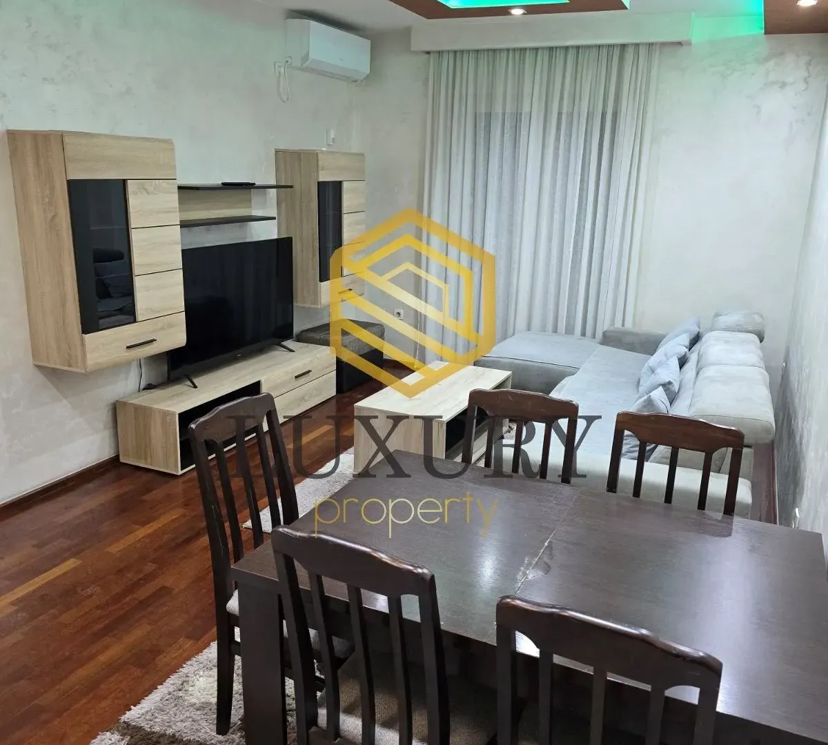 Prodaja, jednosoban stan, 40m², Stari Aerodrom, Podgorica