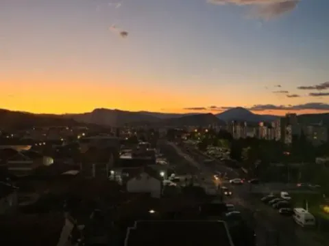 Izdavanje, dvosoban stan, 70m², Zabjelo, Podgorica - image 2