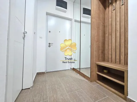 Izdavanje, dvosoban stan, 77m², Stari Aerodrom, Podgorica - image 5