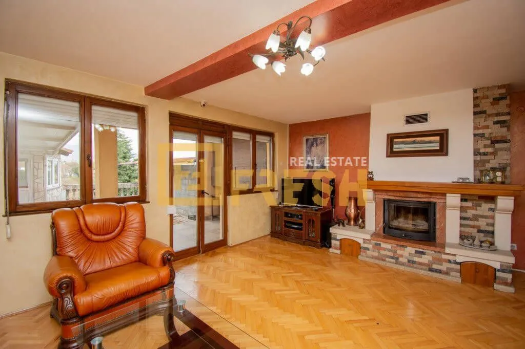 Rent, house, 200m², Konik, Podgorica