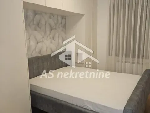 Rent, three bedroom apartment, 60m², Vračar Sve Podlokacije, Beograd - image 14