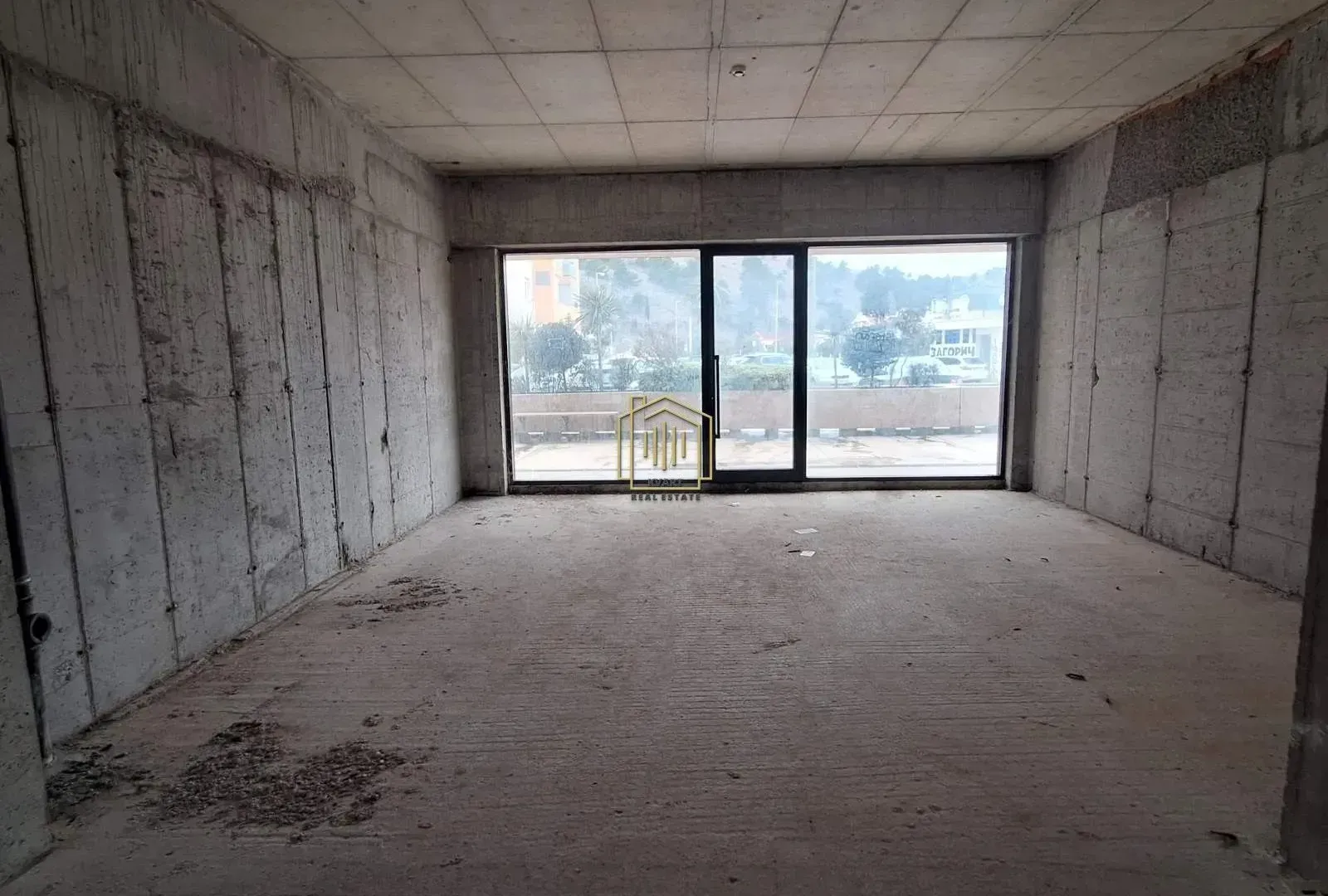 Rent, office space, 175m², City Kej, Podgorica