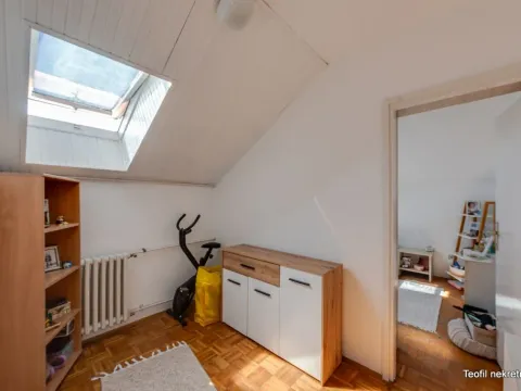 Prodaja, trosoban stan, 105m², Centar, Kruševac - image 4