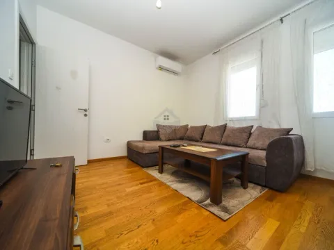 Rent, one bedroom apartment, 45m², Zabjelo, Podgorica - image 11