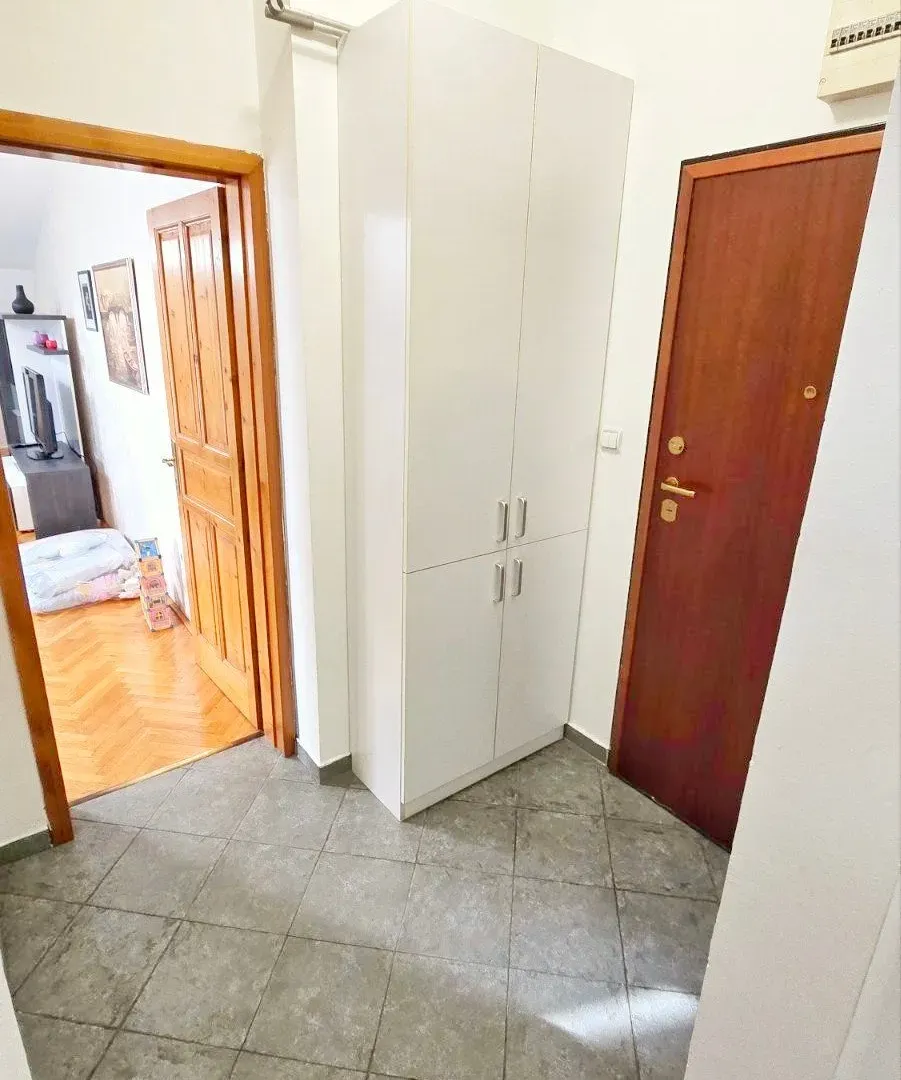 Prodaja, dvosoban stan, 63m², Ljubović, Podgorica
