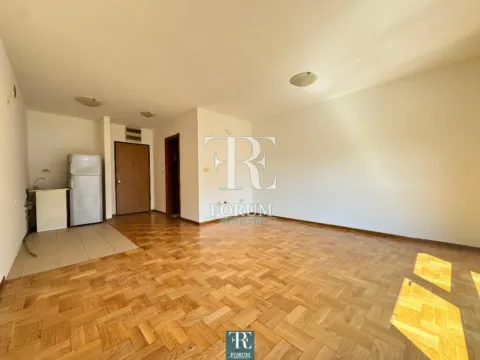 Prodaja, garsonjera, 30m², Tološi, Podgorica - image 4