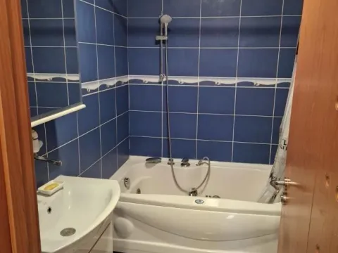 Rent, two bedroom apartment, 50m², Novo naselje, Novi Sad - image 8