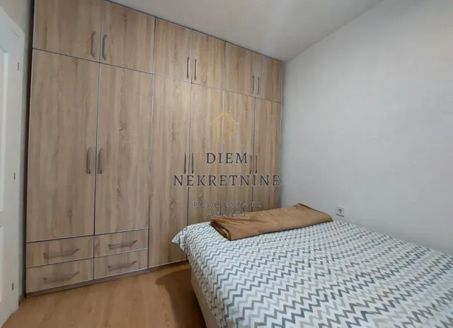 Prodaja, dvosoban stan, 48m², Dobrota, Kotor