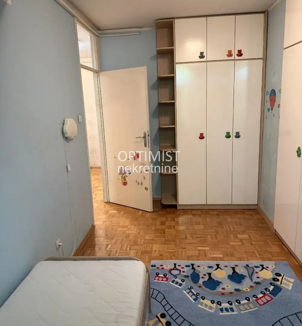 Sale, three bedroom apartment, 72m², Novi Beograd Blok 63, Novi Beograd Sve Podlokacije