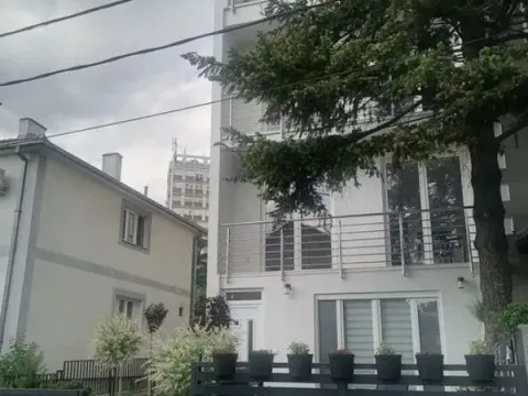 Sale, house, 330m², Centar Sve Podlokacije, Beograd - image 2