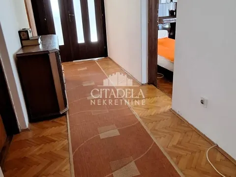 Prodaja, kuća, 400m², Kaludjerica, Grocka - image 6