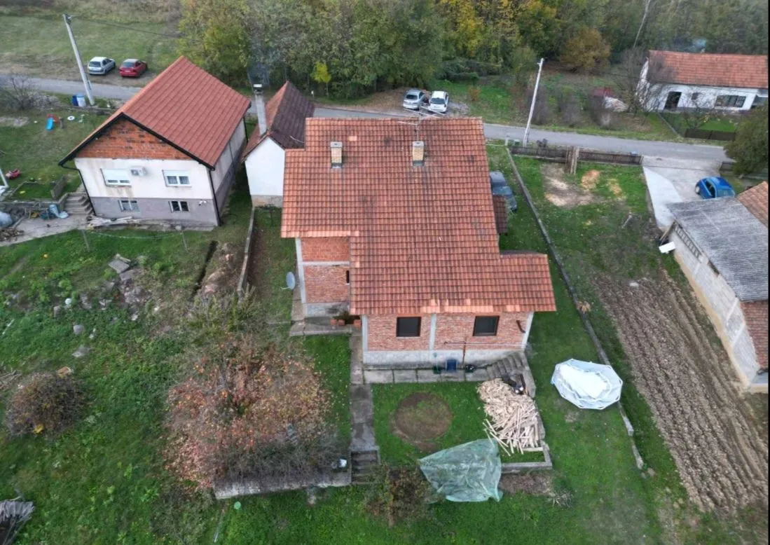 Prodaja, kuća, 366m², Klupci, Loznica