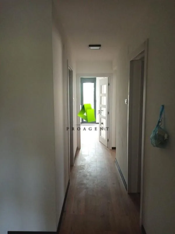 Rent, office space, 85m², Medijana, Niš