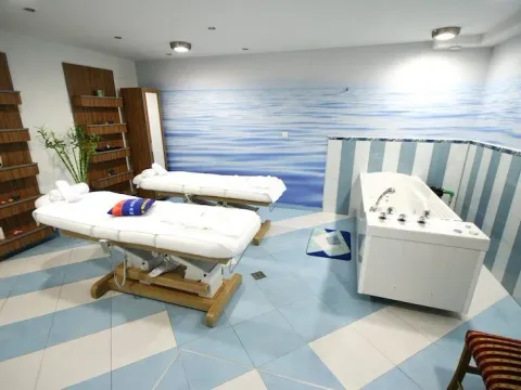 Sale, office space, 327m², Blok 5, Podgorica - image 8