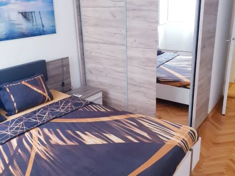 Rent, one bedroom apartment, 55m², Budva, Crna Gora - image 5