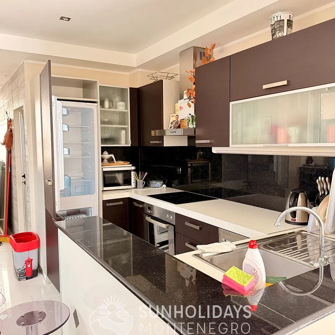 Prodaja, kuća, 335m², Pinješ, Ulcinj