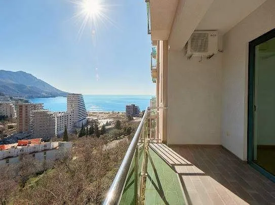 Prodaja, dvosoban stan, 63m², Bečići, Budva