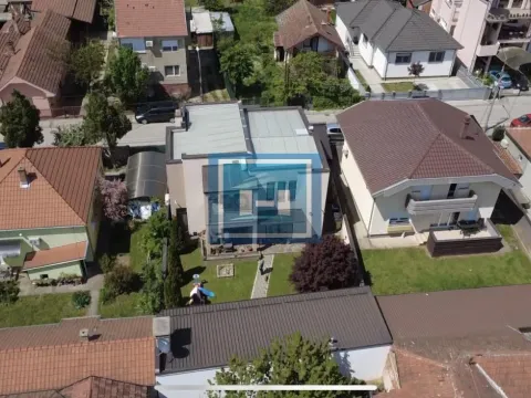 Sale, house, 240m², Centar, Jagodina - image 2