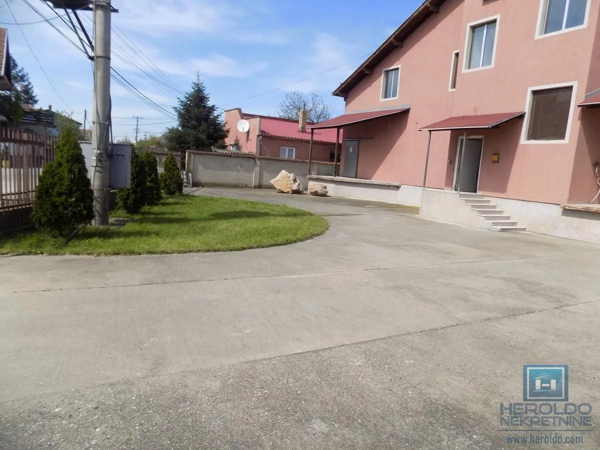 Rent, office space, 1500m², Donje Vidovo, Paraćin