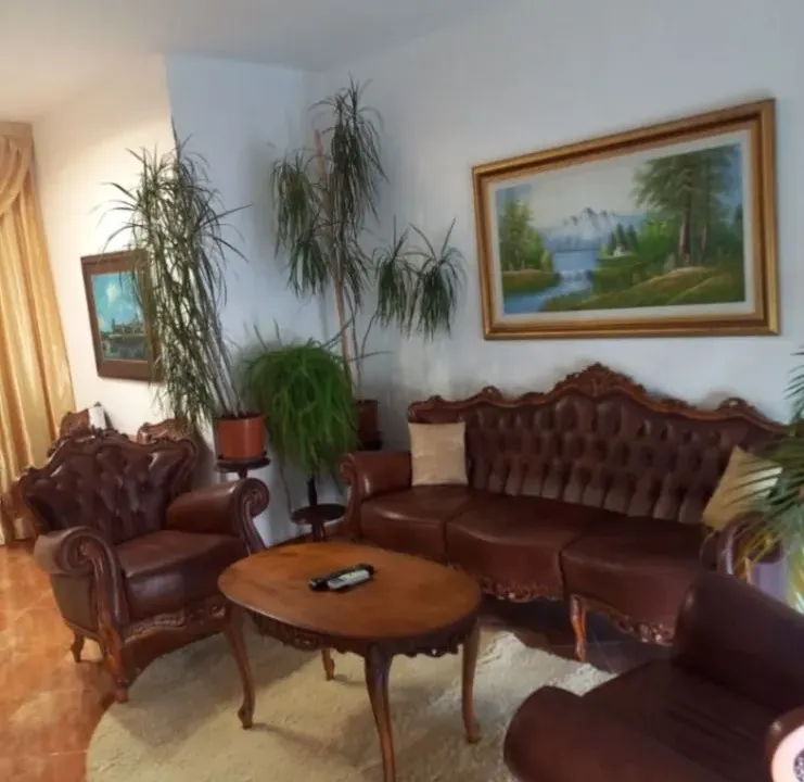 Izdavanje, jednosoban stan, 50m², Babilonija, Budva