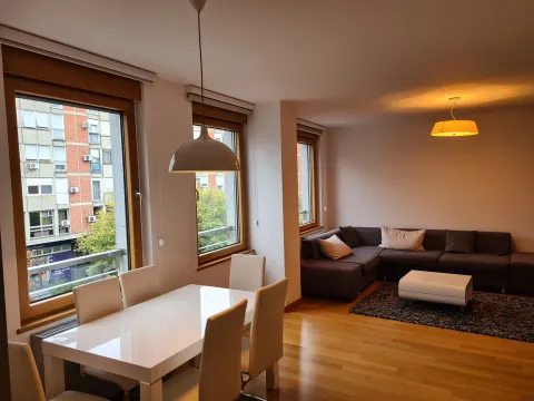 Rent, three bedroom apartment, 82m², Vračar Sve Podlokacije, Beograd - image 3