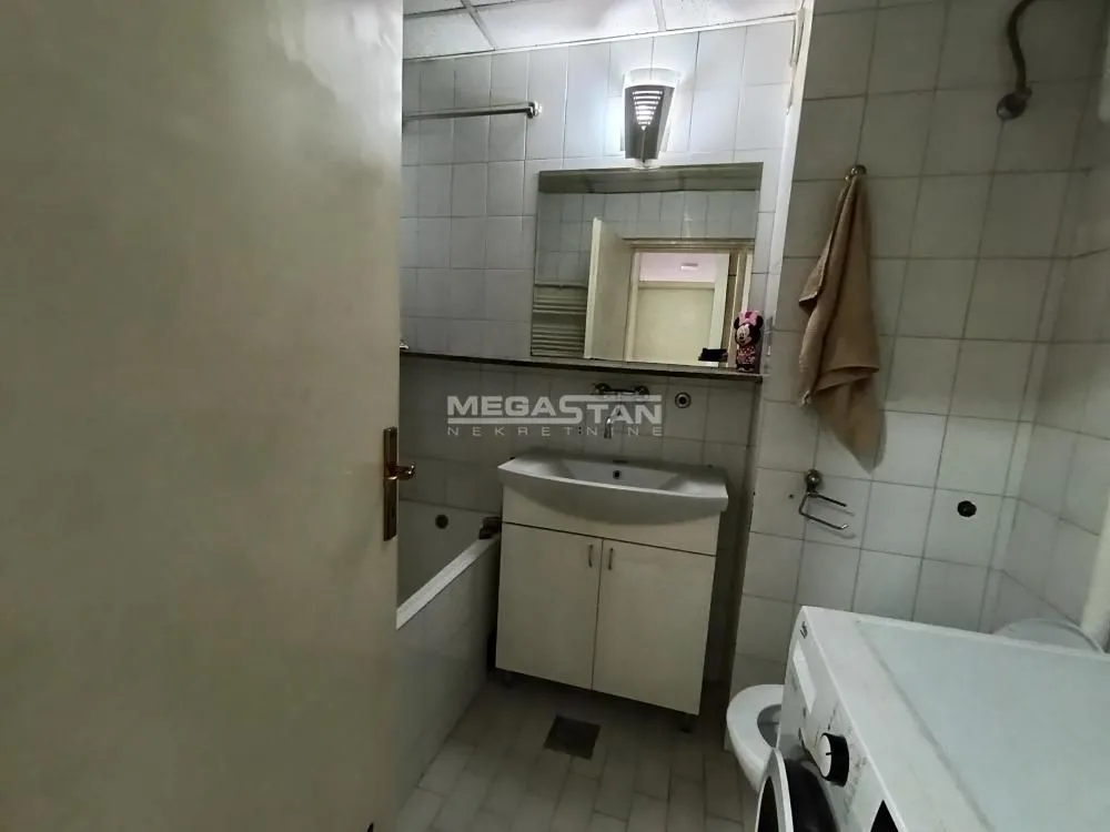 Sale, three bedroom apartment, 93m², Karaburma, Palilula Sve Podlokacije