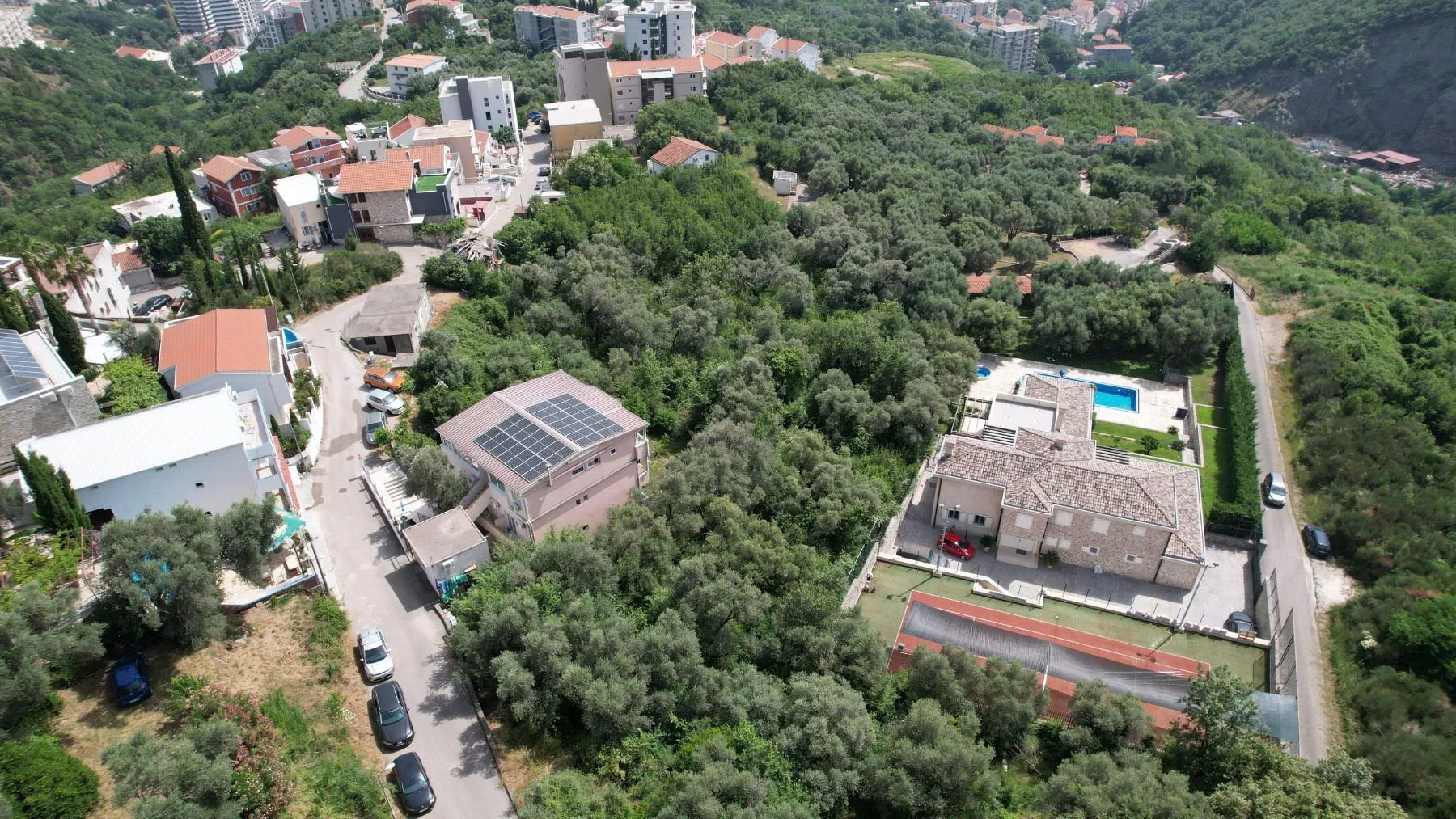 Prodaja, plac, 1597m², Bečići, Budva