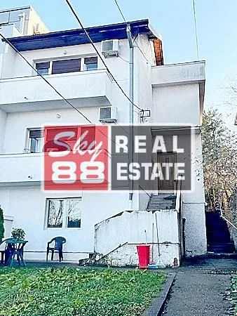 Prodaja, kuća, 185m², Senjak, Beograd