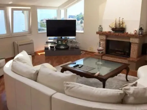 Prodaja, trosoban stan, 132m², Stoliv, Kotor - image 2