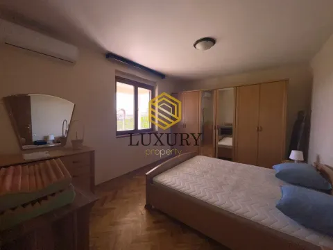 Rent, house, 100m², Tološi, Podgorica - image 8