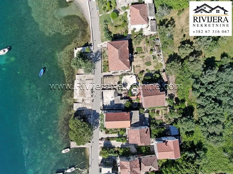 Prodaja, kuća, 250m², Baošići, Herceg Novi