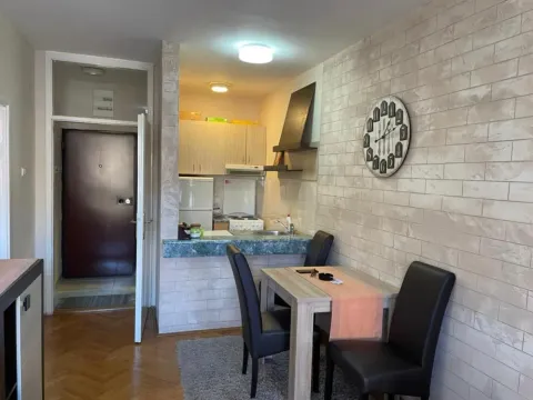Sale, one bedroom apartment, 40m², Budva, Crna Gora - image 13
