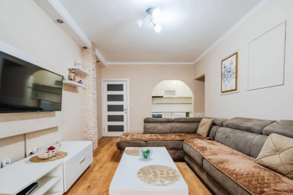 Prodaja, dvosoban stan, 58m², Budva, Crna Gora