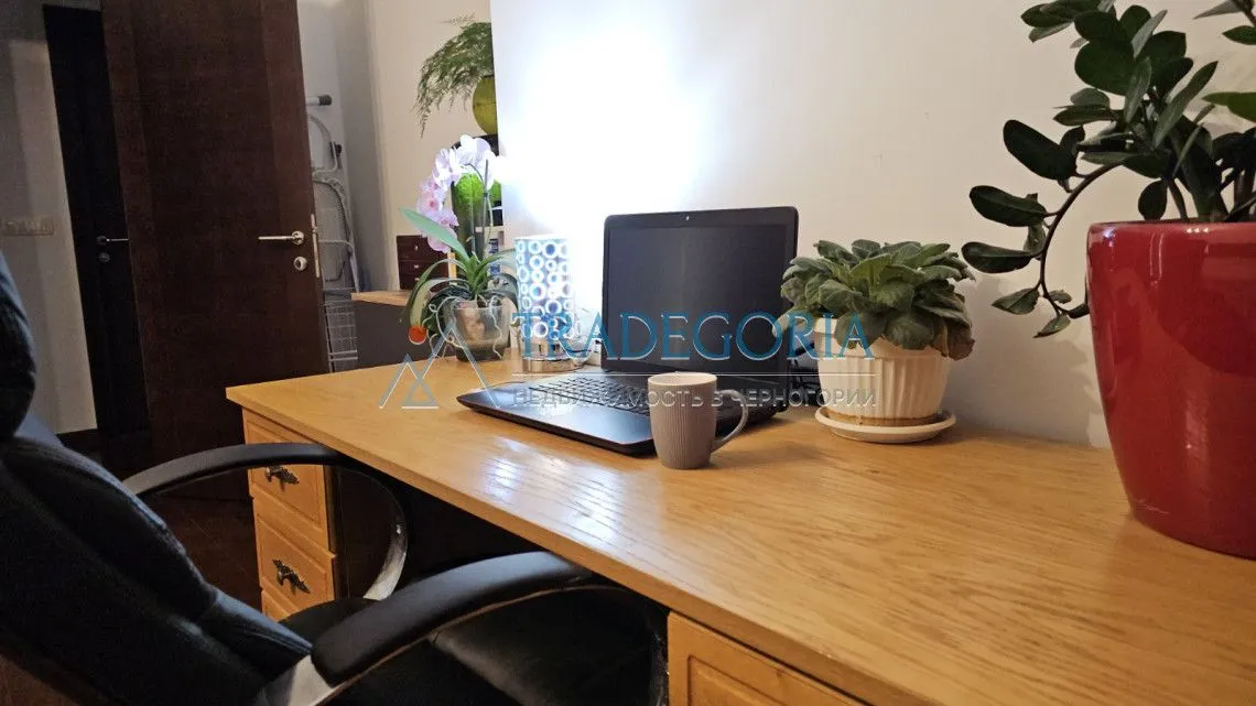 Prodaja, trosoban stan, 151m², Bar, Crna Gora