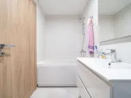 Izdavanje, dvosoban stan, 70m², Master Kvart, Podgorica - image 8