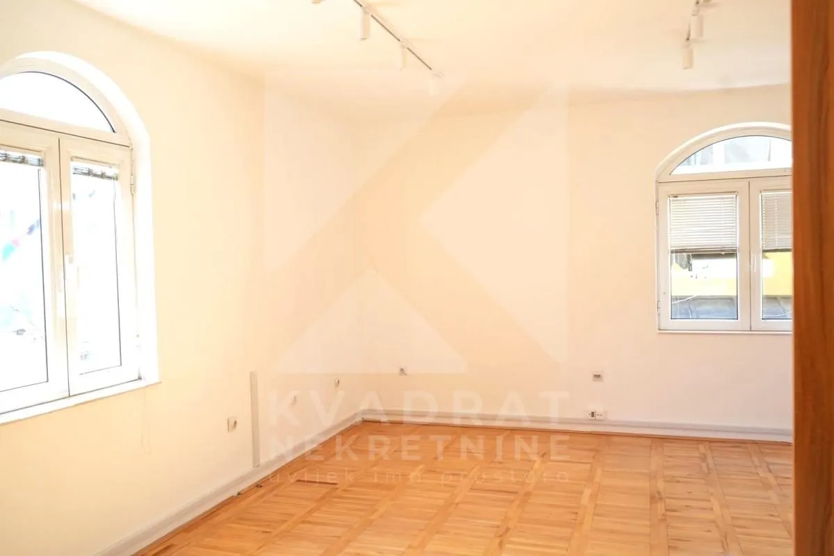 Rent, office space, 164m², Centar, Podgorica