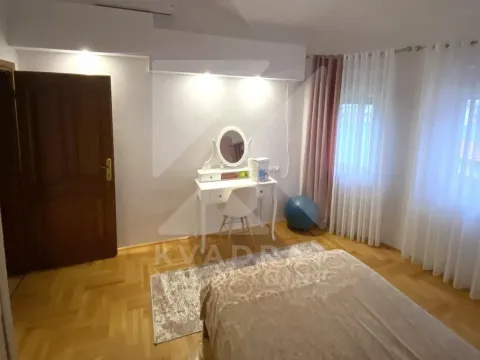 Rent, house, 240m², Karaburško Polje, Podgorica - image 9