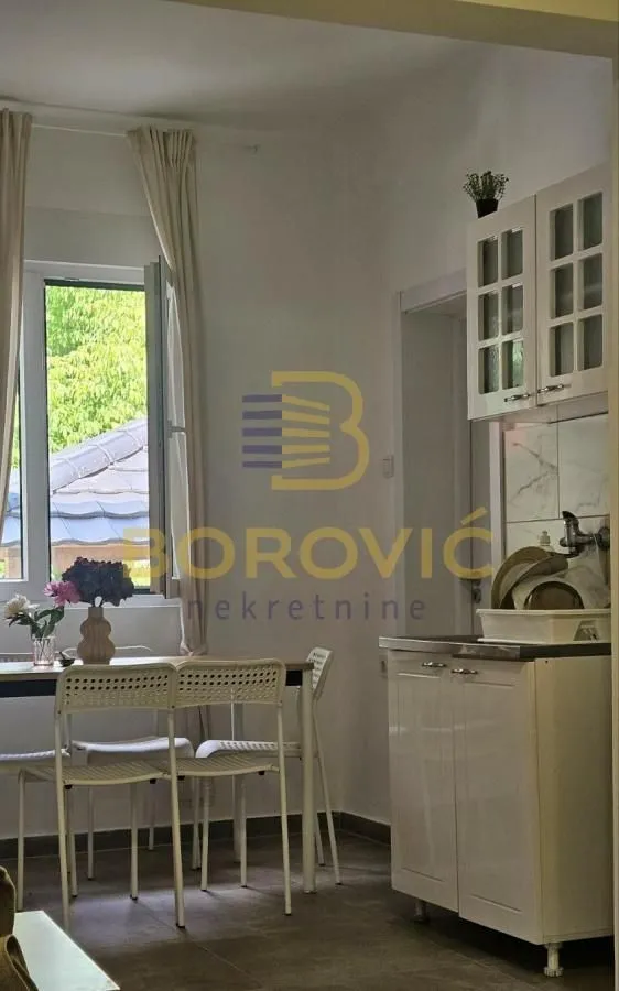 Rent, four bedroom apartment, 100m², Trošarina, Voždovac Sve Podlokacije