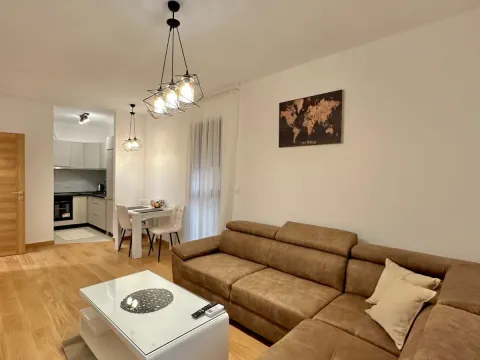Rent, one bedroom apartment, 48m², City Kvart, Podgorica - image 1