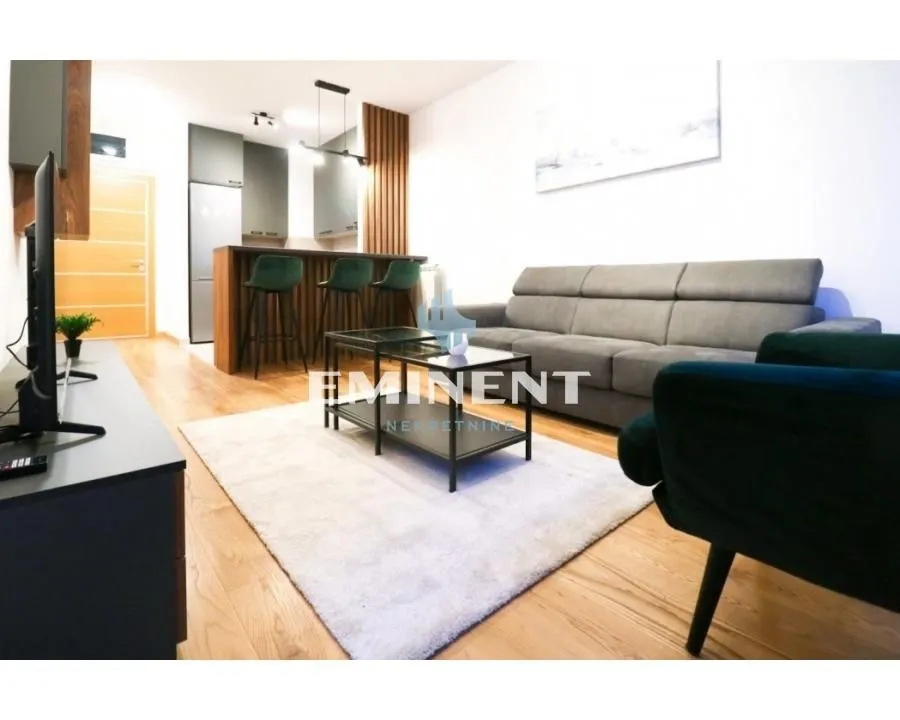 Izdavanje, dvosoban stan, 45m², Voždovac Sve Podlokacije, Beograd