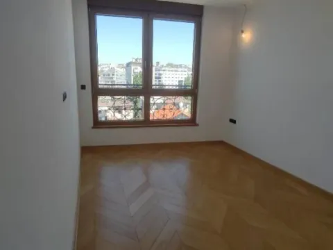 Prodaja, stan, 193m², Južni Bulevar, Vračar Sve Podlokacije - image 6