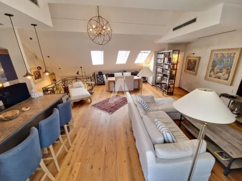 Sale, house, 288m², Stari Grad, Budva - image 11