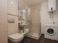 Daily-rent, studio apartment, 36m², Bečići, Budva - image 2